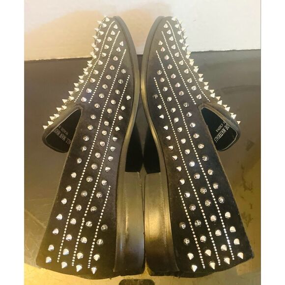 AM Exclusive Black With Silver Rhinestones & Spikes Slip-on Red Bottom Size 9.5M - Picture 8 of 12